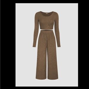 Cider Brown Long Sleeve Crop Top and Wide Leg Pants Set New Size Small